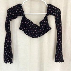 UO long sleeve floral ribbed crop top